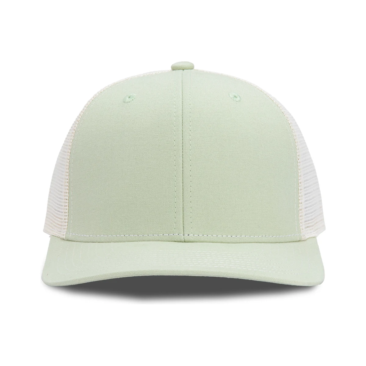 Six-panel trucker in organic cotton and recycled mesh.